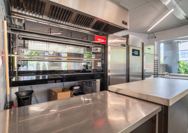 Na prenájom úspešná gastro prevádzka v Petržalke