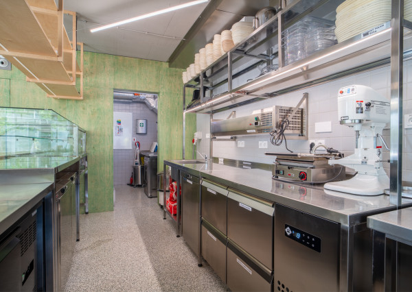 Na prenájom úspešná gastro prevádzka v Petržalke