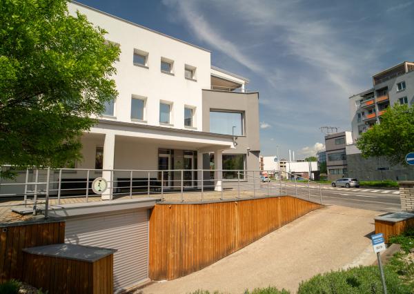 Na prenájom úspešná gastro prevádzka v Petržalke