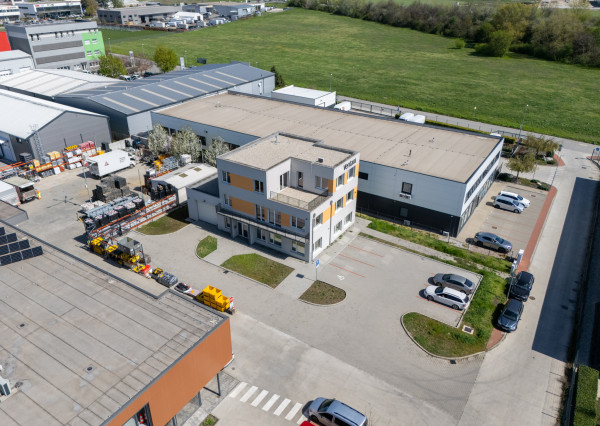 Na predaj 3-podlažná polyfunkcia na Zavarskej ulici v Trnave