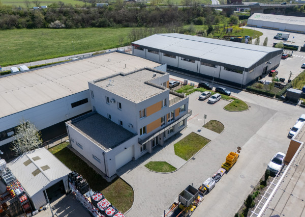 Na predaj 3-podlažná polyfunkcia na Zavarskej ulici v Trnave