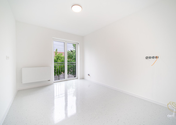 Na prenájom komerčné priestory v centre obce Veľké Leváre