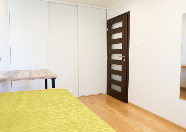 Na prenájom 3-izbový byt vo vyhľadávanej lokalite Sihoť II v Trenčíne