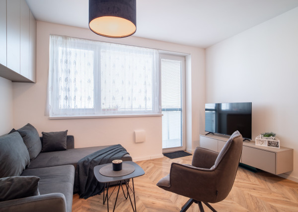 Na prenájom 2-izbový byt v novostavbe s parkovaním v Miloslavove