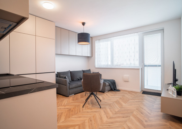 Na prenájom 2-izbový byt v novostavbe s parkovaním v Miloslavove