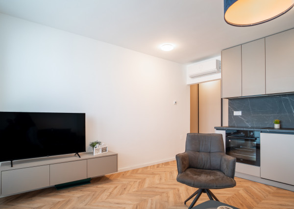 Na prenájom 2-izbový byt v novostavbe s parkovaním v Miloslavove