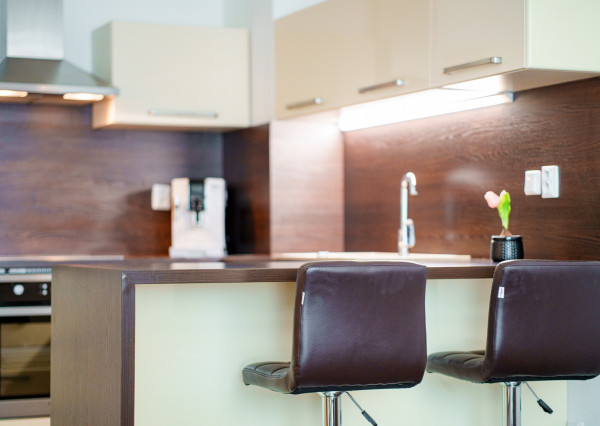 REZERVOVANÉ: Na predaj kompletne zariadený 2-izbový byt v centre Banskej Bystrice