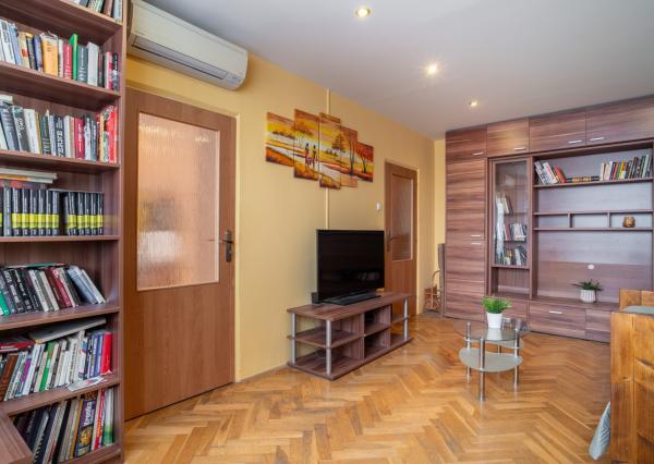 Na predaj 2-izbový byt s balkónom po kompletnej rekonštrukcii v Ružinove