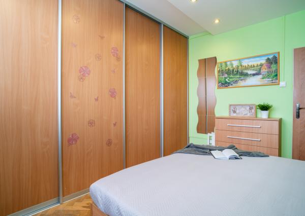 Na predaj 2-izbový byt s balkónom po kompletnej rekonštrukcii v Ružinove