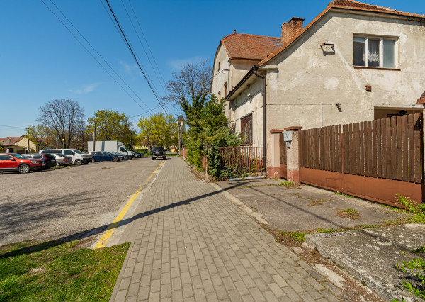 REZERVOVANÉ:Na predaj historický dom s potenciálom pre podnikanie v centre Dunajskej Lužnej