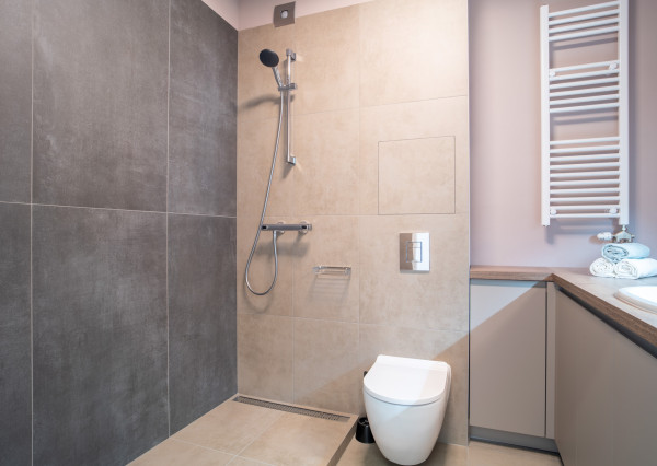 Na prenájom kompletne zariadený 2-izbový byt v Stupave