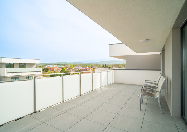 Na prenájom kompletne zariadený 2-izbový byt v Stupave