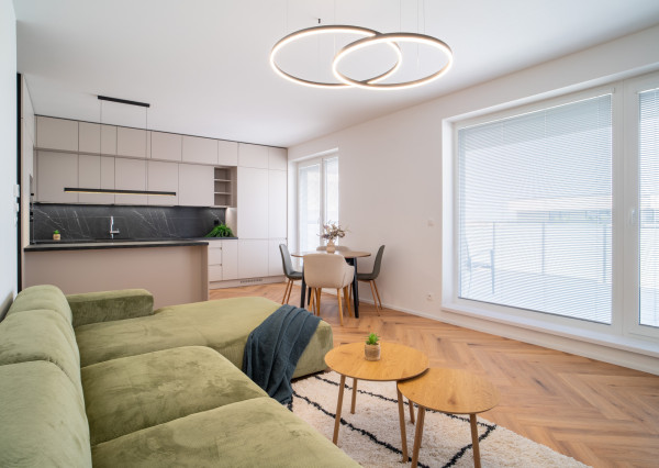 Na prenájom kompletne zariadený 2-izbový byt v Stupave