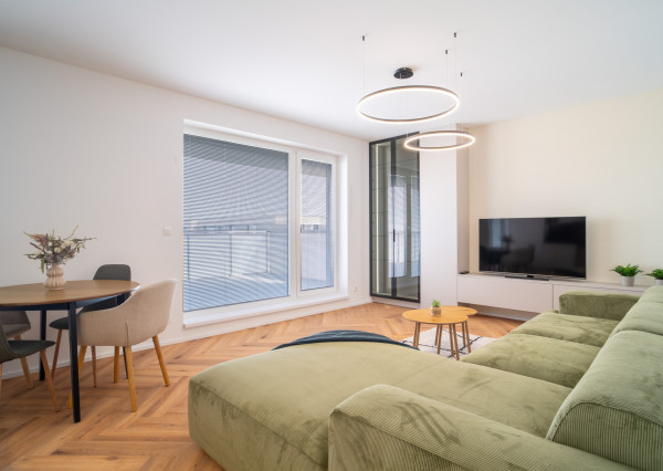 Na prenájom kompletne zariadený 2-izbový byt v Stupave