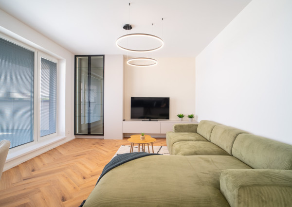 Na prenájom kompletne zariadený 2-izbový byt v Stupave