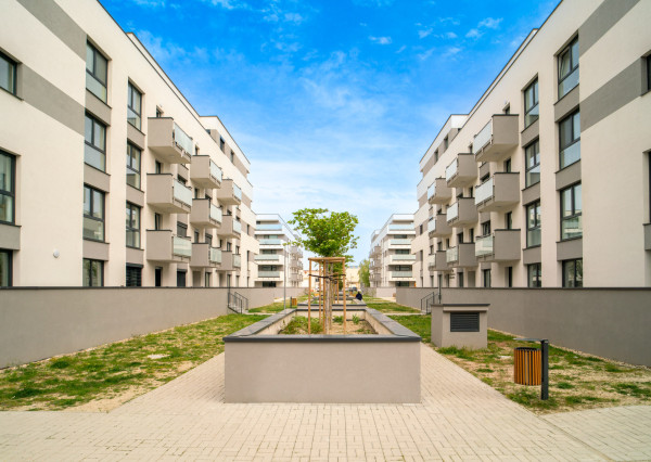 Na prenájom kompletne zariadený 2-izbový byt v Stupave