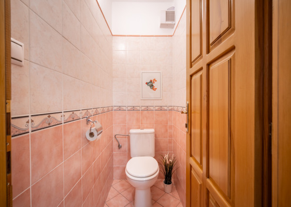 Na prenájom 2-izbový byt na Píniovej ulici v Bratislave