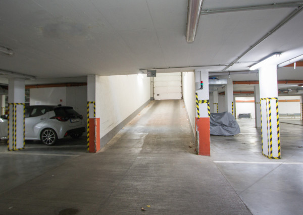 Na prenájom garážové státie v Šamoríne