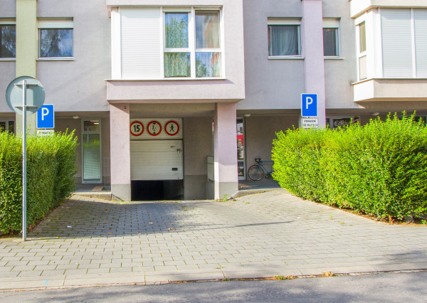 Na prenájom garážové státie v Šamoríne