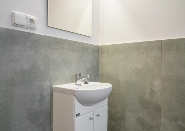 Na prenájom kancelársky priestor na Zámockej ulici priamo pod Bratislavským hradom