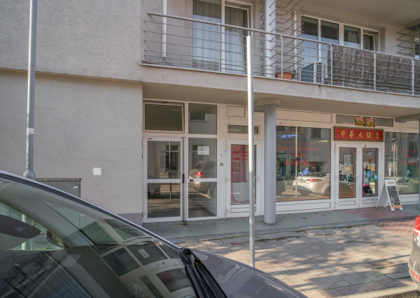 Na prenájom kancelársky priestor na Zámockej ulici priamo pod Bratislavským hradom