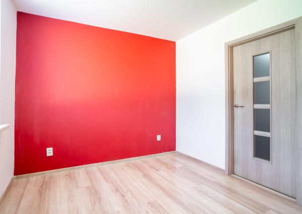 Na predaj kompletne zrekonštruovaný 3-izbový byt v Chtelnici