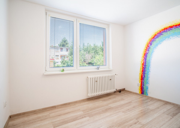 Na predaj kompletne zrekonštruovaný 3-izbový byt v Chtelnici