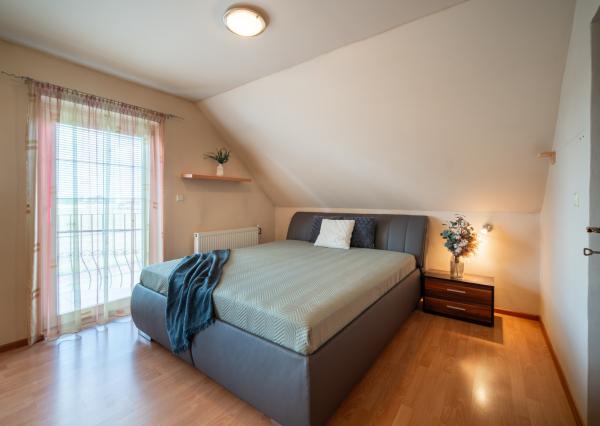 REZERVOVANÉ: Na predaj 4-izbový rodinný dom neďaleko centra Malaciek