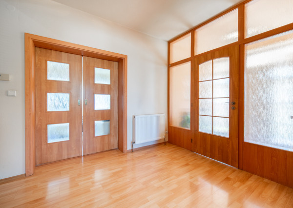 REZERVOVANÉ: Na predaj 4-izbový rodinný dom neďaleko centra Malaciek