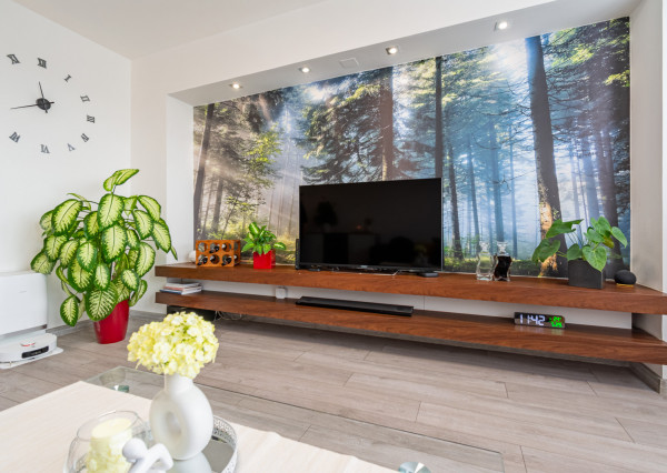 REZERVOVANÉ - Na predaj priestranný 4-izbový byt vo vyhľadávanej lokalite blízko centra Bratislavy