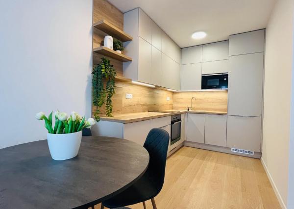 Na prenájom 2-izbový byt v atraktívnej lokalite- Halalovka