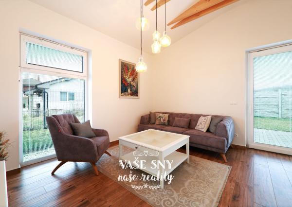 REZERVOVANÉ: Na predaj vkusne zariadená novostavba v Trenčíne - Zamarovce