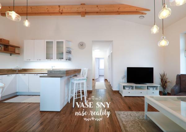 REZERVOVANÉ: Na predaj vkusne zariadená novostavba v Trenčíne - Zamarovce