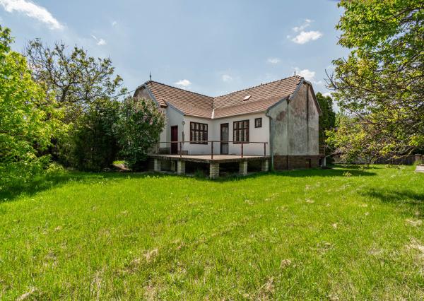 Na predaj investičný pozemok v Miloslavove – Alžbetin Dvor