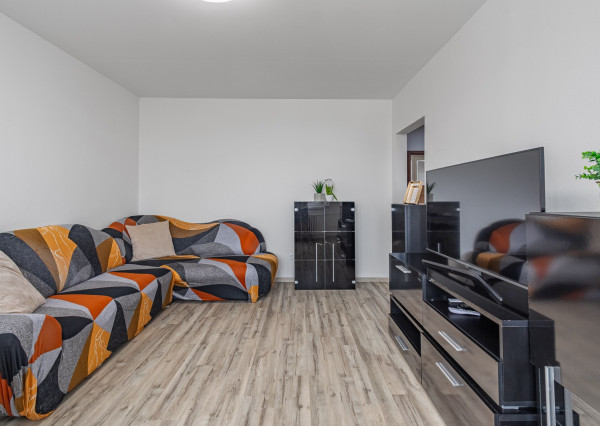 Na prenájom moderný 3 -izbový byt v Senci