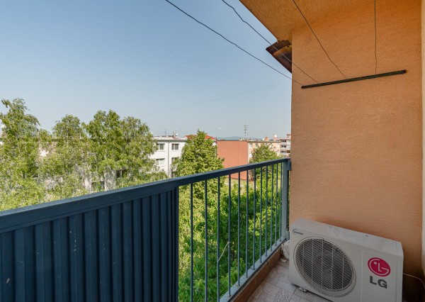 Na prenájom moderný 3 -izbový byt v Senci