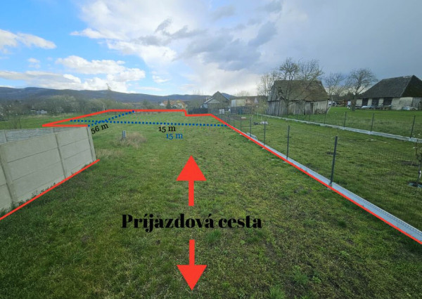 Na predaj perspektívny pozemok v obci Kuchyňa