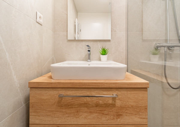 ZNÍŽENÁ CENA:Na predaj 2-izbový byt s loggiou na Miletičovej ulici v Bratislave