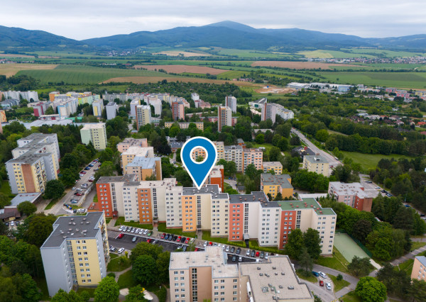 REZERVOVANÉ: Na predaj 2-izbový byt s krásnym výhľadom v Trenčíne