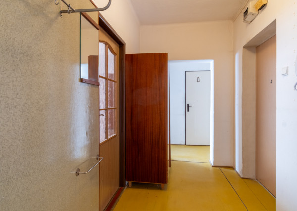 REZERVOVANÉ: Na predaj útulný 2-izbový byt v malebných Hybiach v pokojnej lokalite