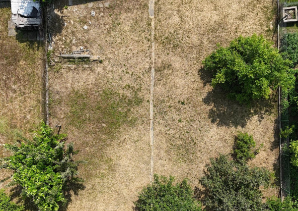 Na predaj rozľahlý pozemok s investičným potenciálom v Trenčíne, časť Zlatovce