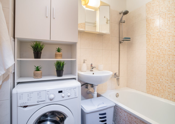 REZERVOVANÝ: Na predaj 1-izbový byt na Račianskej ulici s investičnou perspektívou