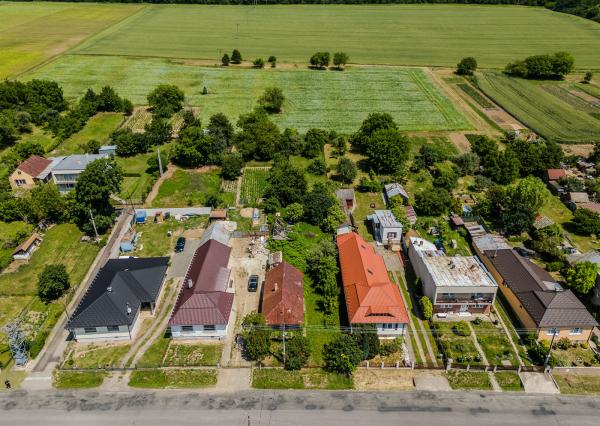 Na predaj obrovský pozemok v obci Moravany-Lučkovce v okrese Michalovce.