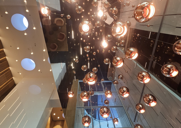 Na prenájom 2-izbový byt so šatníkom v Eurovea Tower – Bratislava