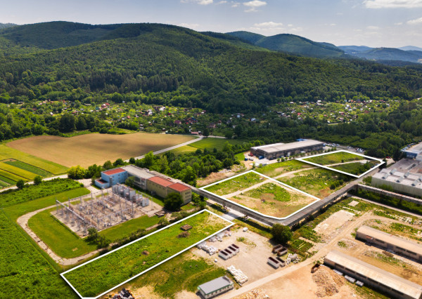 Na predaj priemyselný pozemok v lokalite- Dubnica nad Váhom, areál ZŤS