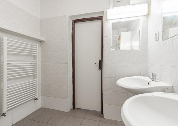 Na predaj rodinný dom s investičným potenciálom v Hrnčiarovciach nad Parnou