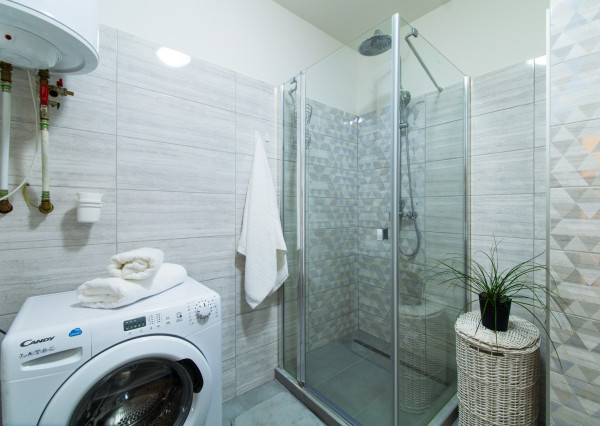 REZERVOVANÉ:Na predaj 1-izbový byt v centre Vrbového