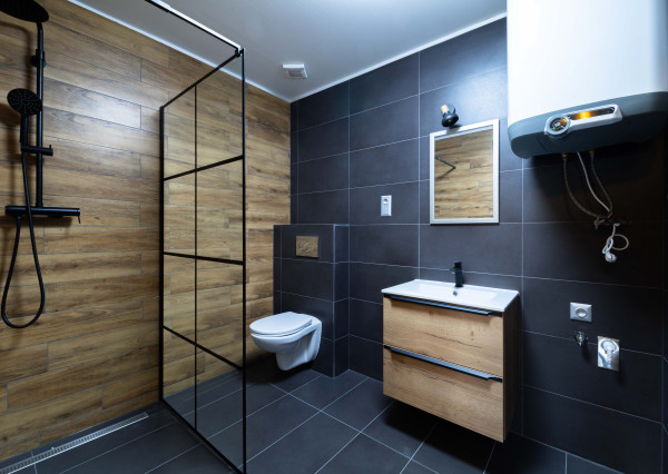 Na predaj 5-izbový byt s terasou a parkovacím miestom v obci Lipovec