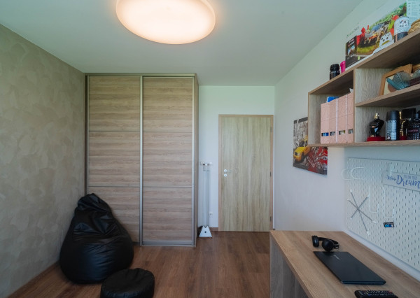 REZERVOVANÉ:Na predaj rodinný dom s terasou v Dunajskej Lužnej