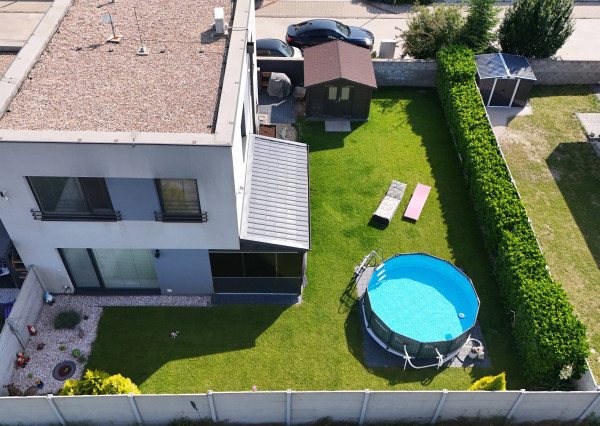 REZERVOVANÉ:Na predaj rodinný dom s terasou v Dunajskej Lužnej